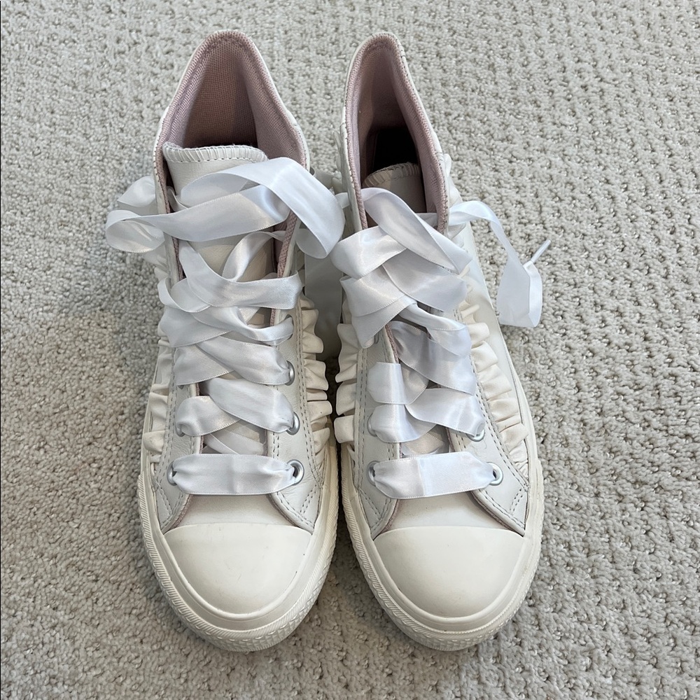 Converse Chuck Taylor Lift Hi Leather Sneakers with Ruffle Detail - Picture 5 of 9